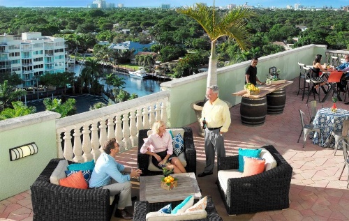 Riverside Hotel image 2