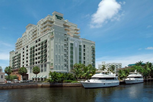 Riverside Hotel image 5